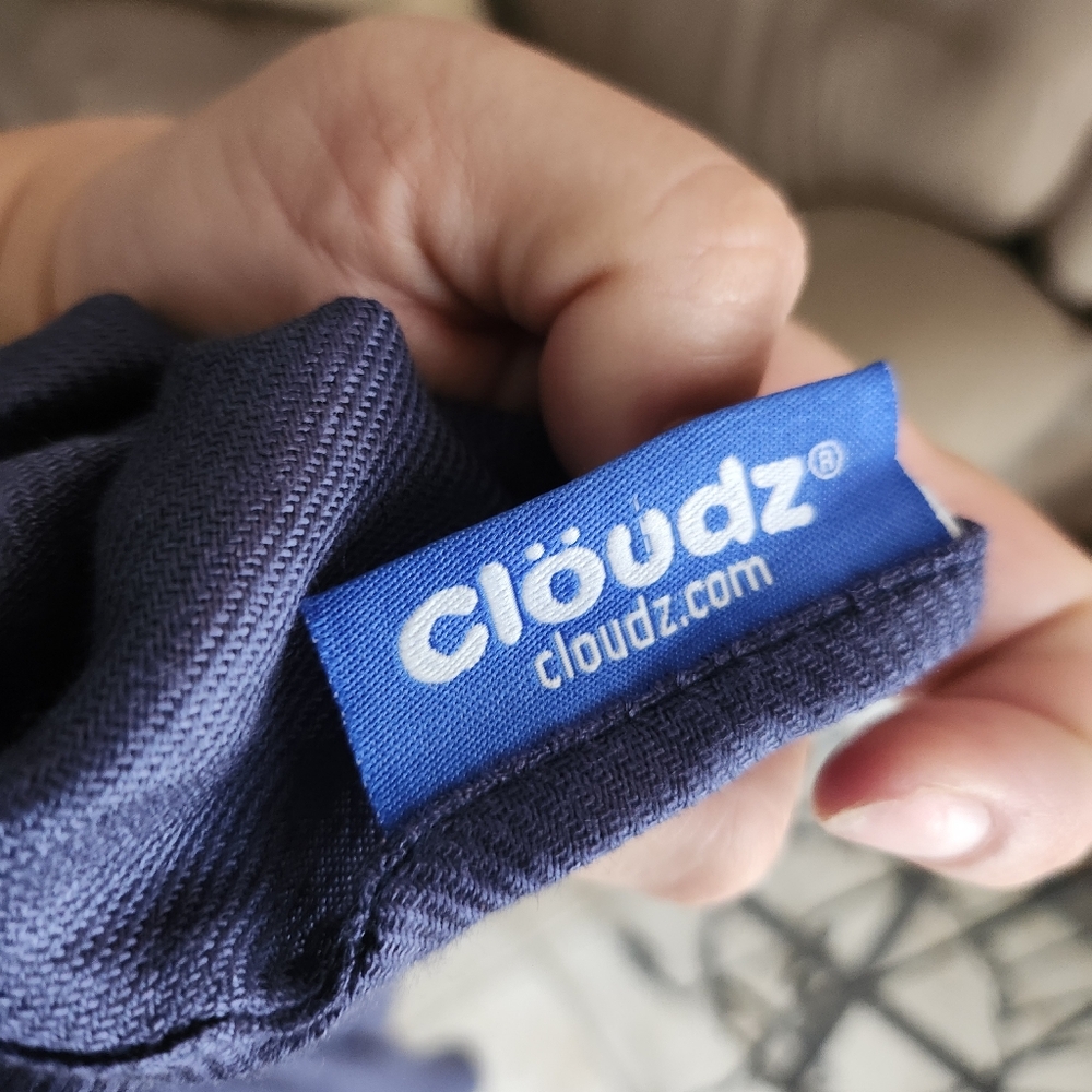Cloudz scarf - Picture 3 of 3